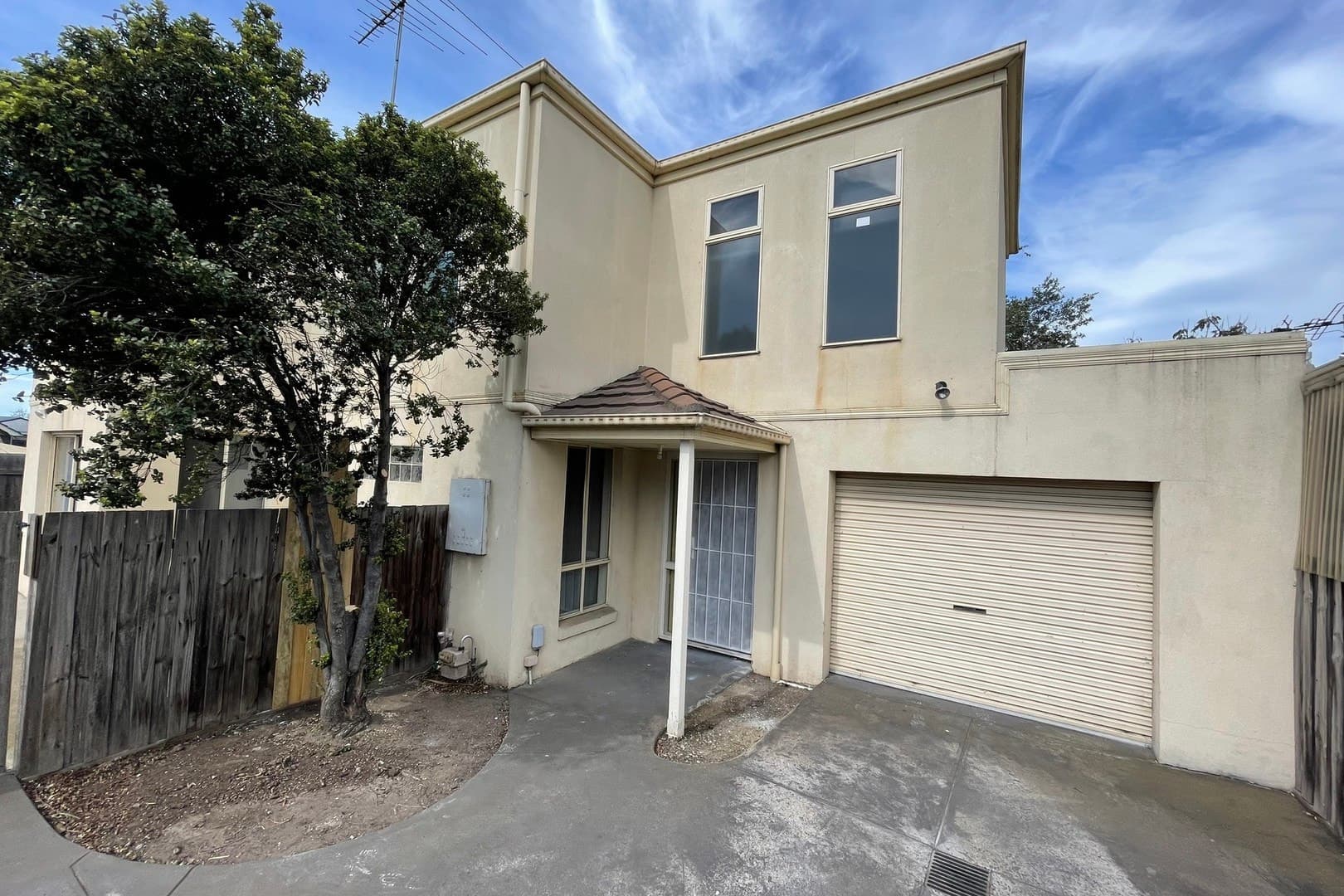 2/104 Cheddar RoadReservoir, VIC 3073  - Leased, Reservoir - Image 1