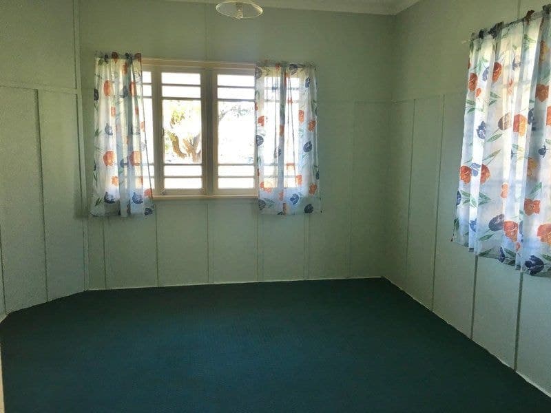 38 Elliott Heads Road, Kepnock, Kepnock - Thumbnail 4
