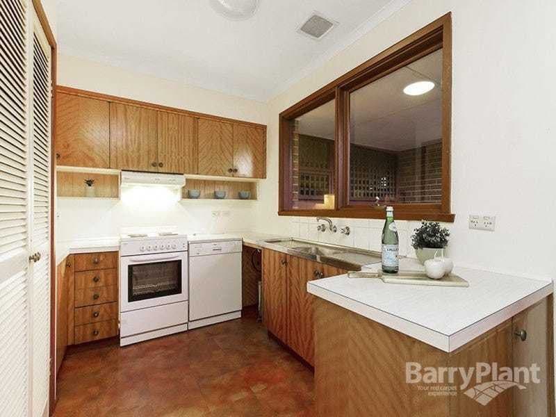 48 Brynor CrescentGlen Waverley, VIC 3150  - Leased, Glen Waverley - Thumbnail 2