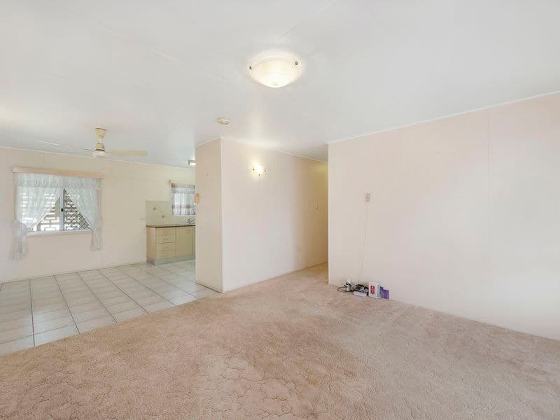 7 Palmer Street, Millbank, Millbank - Thumbnail 4