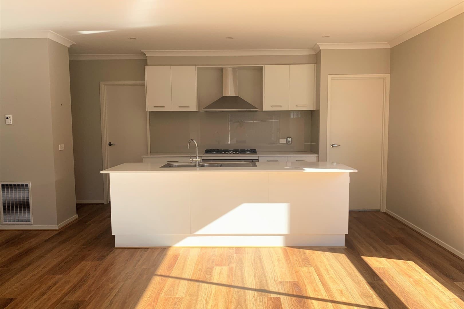 4 Oxbow StreetMickleham, VIC 3064  - Leased, Mickleham - Thumbnail 3