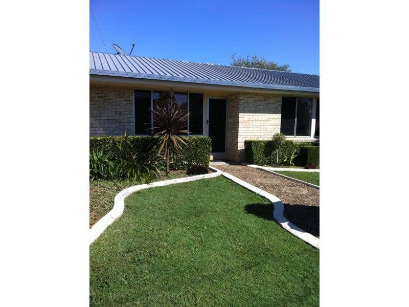 Avenell Heights, Avenell Heights - Thumbnail 2