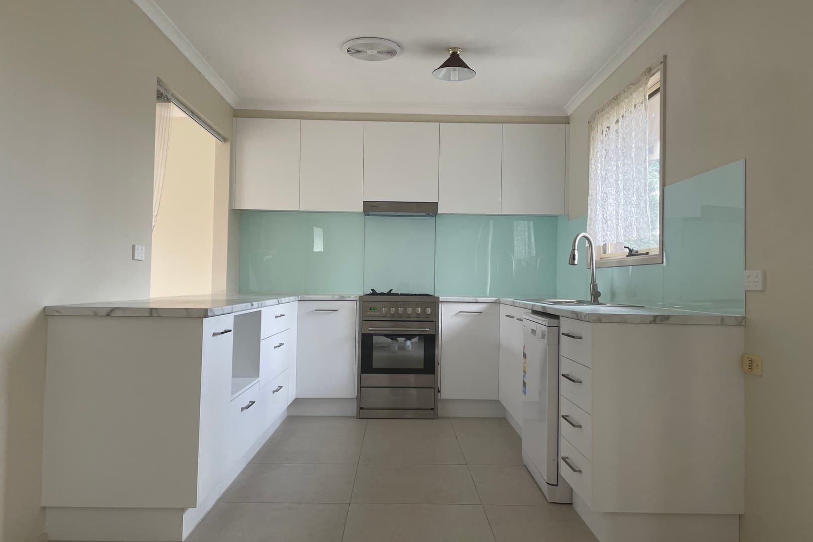 2/89 Hothlyn DriveCraigieburn, VIC 3064  - Leased, Craigieburn - Thumbnail 4