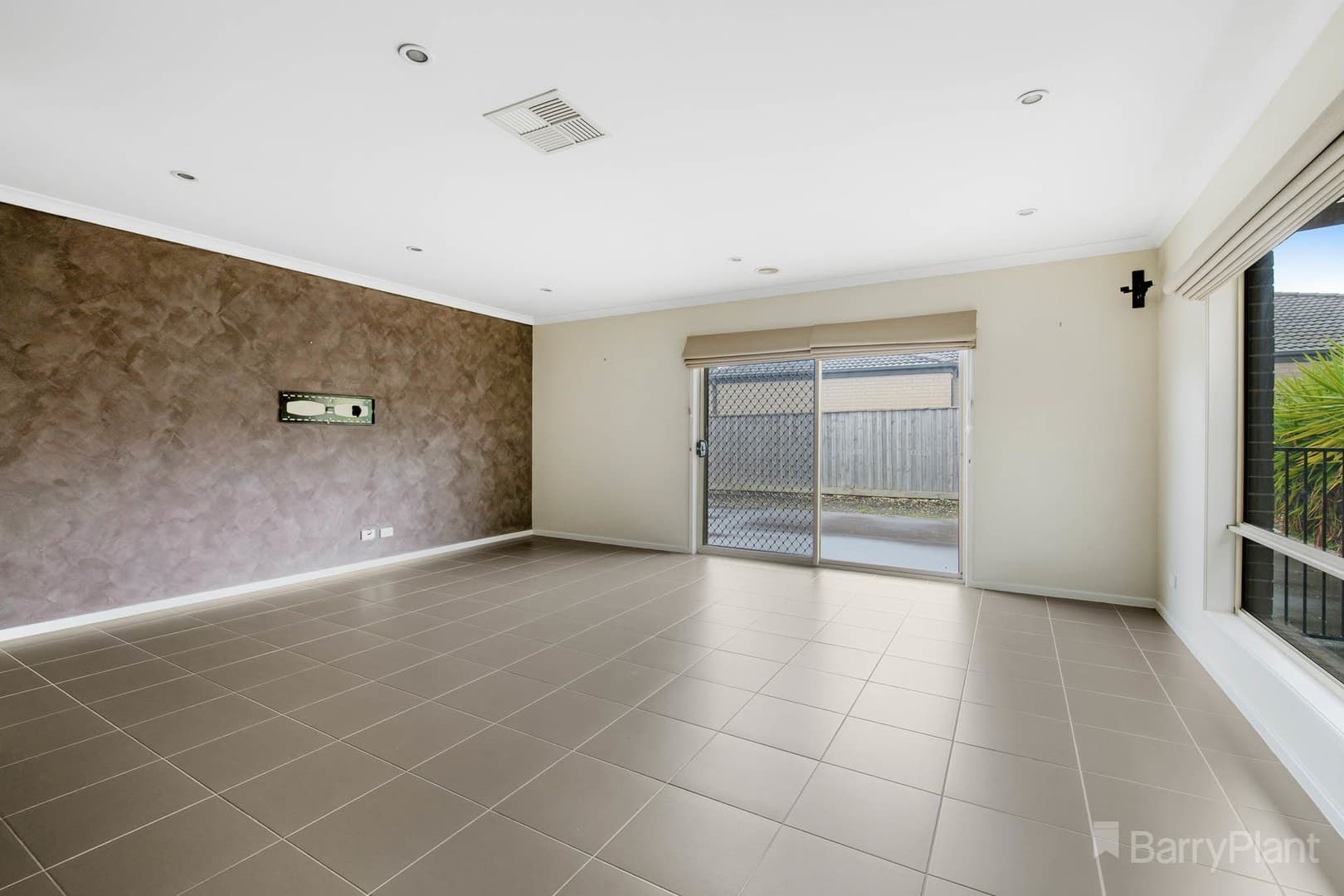 112 Skyline WayBerwick, VIC 3806  - Leased, Berwick - Thumbnail 3