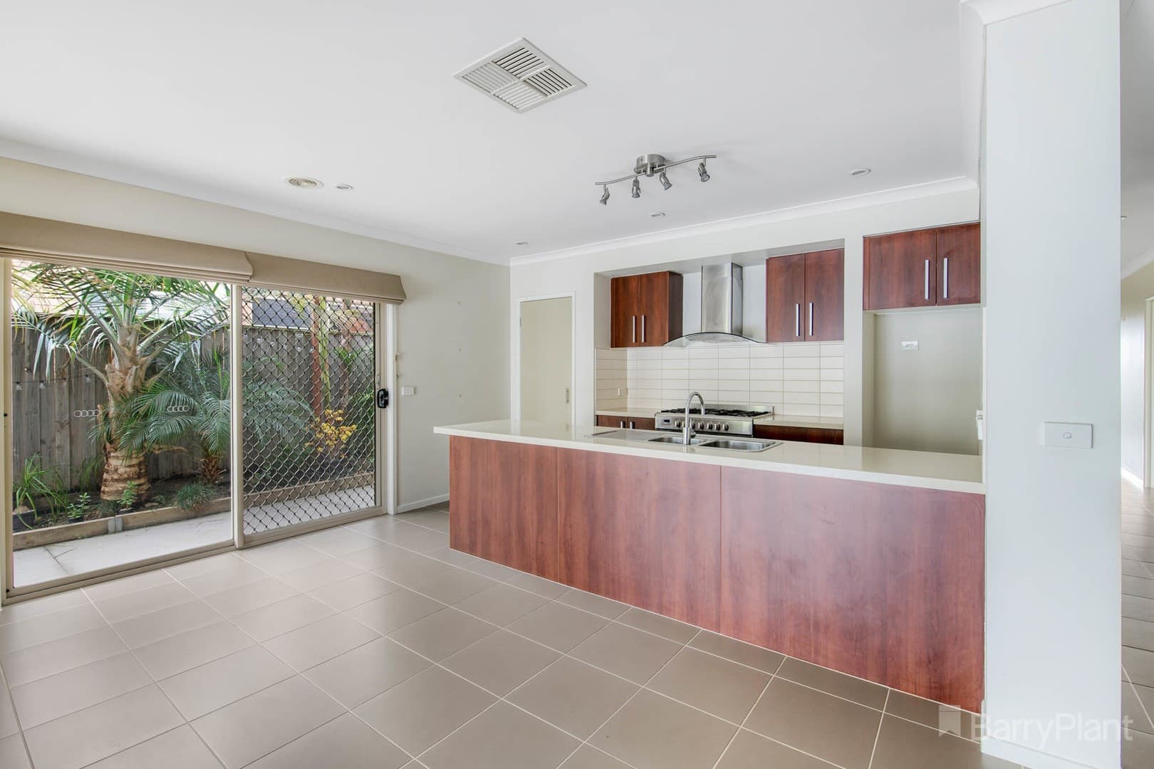 112 Skyline WayBerwick, VIC 3806  - Leased, Berwick - Thumbnail 5
