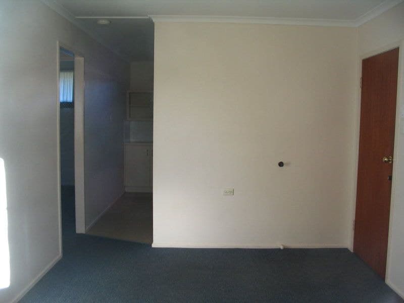4 / 6 Grigor Street, Avenell Hei..., Avenell Hei.. - Thumbnail 3