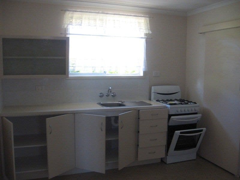 4 / 6 Grigor Street, Avenell Hei..., Avenell Hei.. - Thumbnail 4