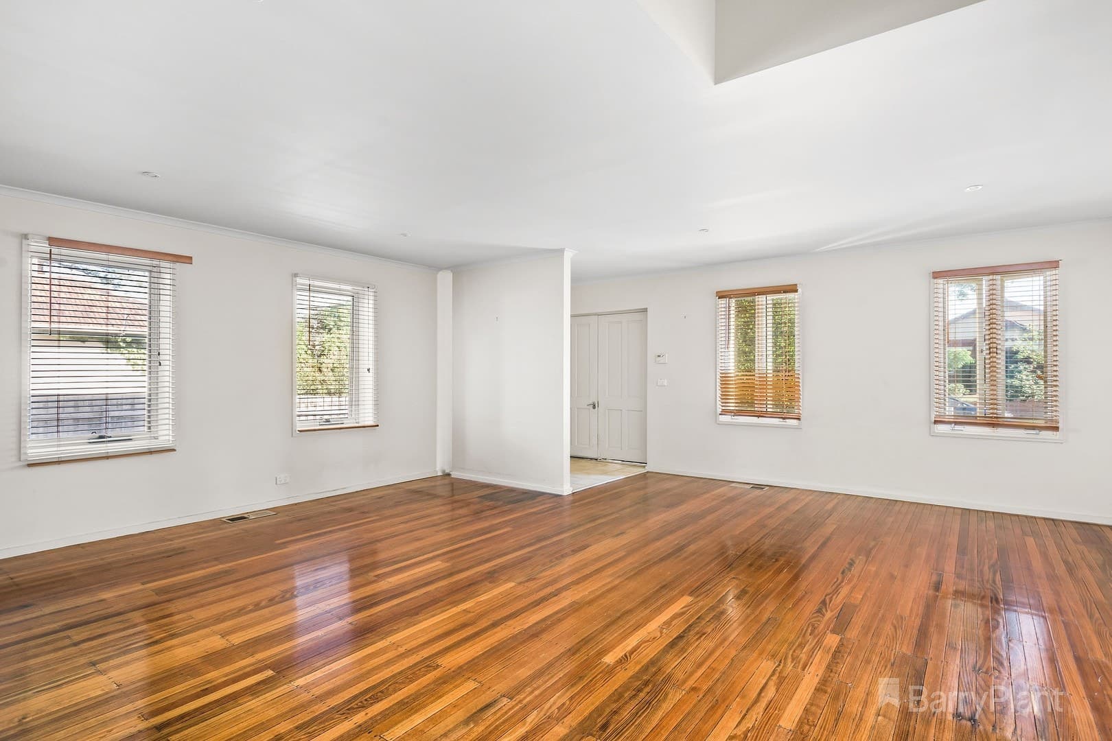 2/44 Collins  StreetMentone, VIC 3194  - Leased, Mentone - Thumbnail 2