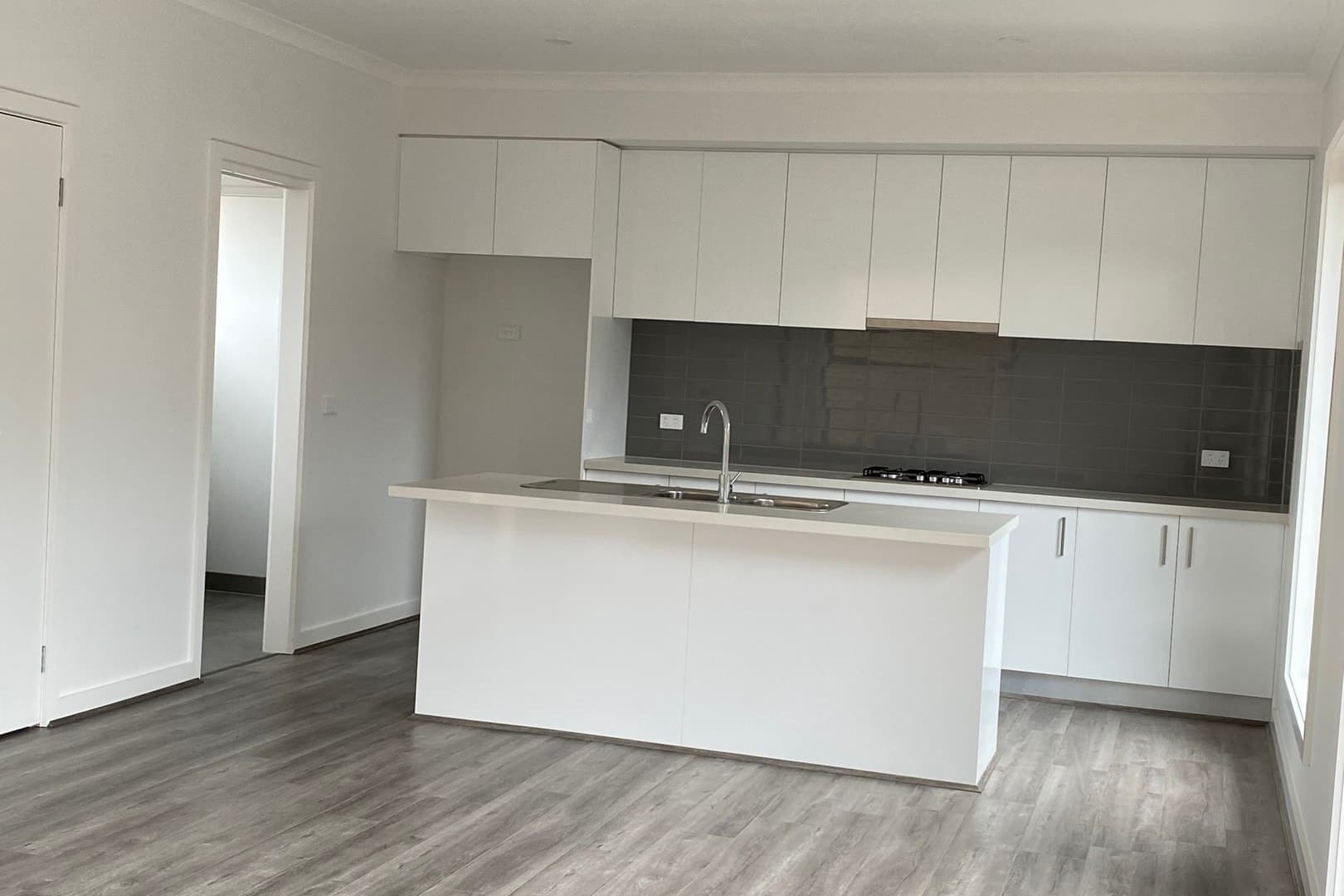 2/25 Westall StreetThomastown, VIC 3074  - Leased, Thomastown - Thumbnail 2