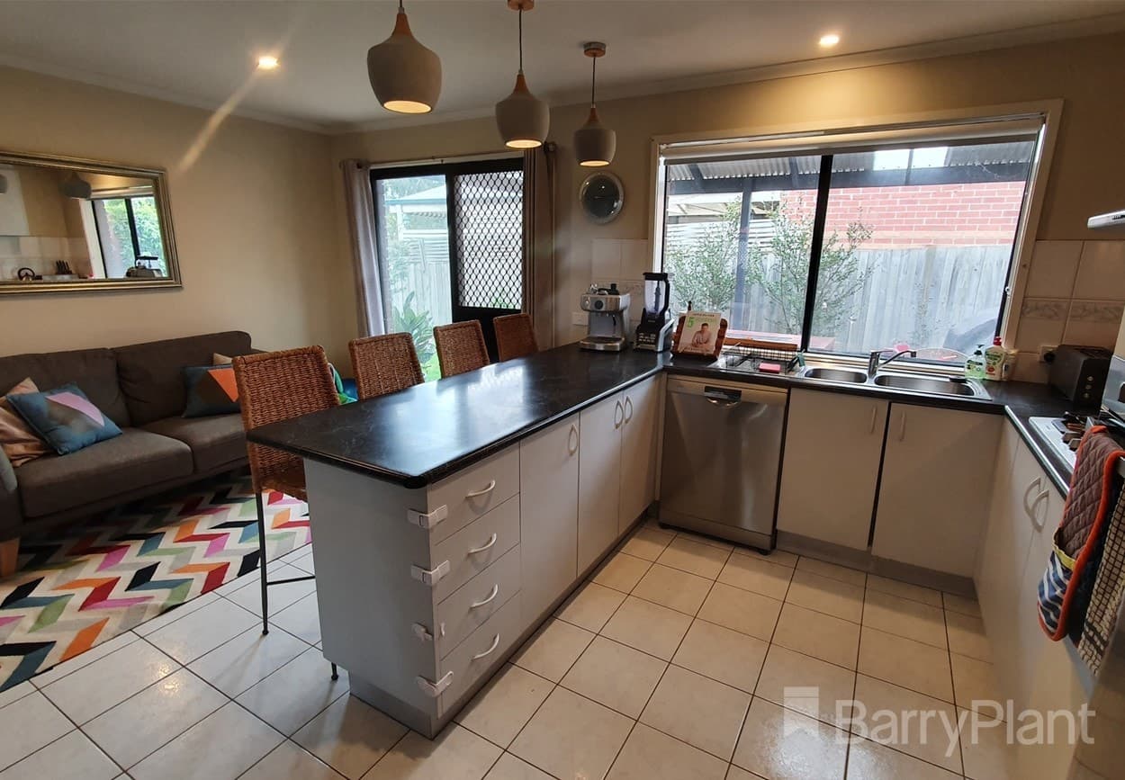 27 Sandalwood DriveNarre Warren, VIC 3805  - Leased, Narre Warren - Image 1