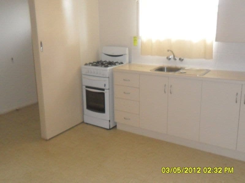 1 / 6 Grigor Street, Avenell Hei..., Avenell Hei.. - Thumbnail 3