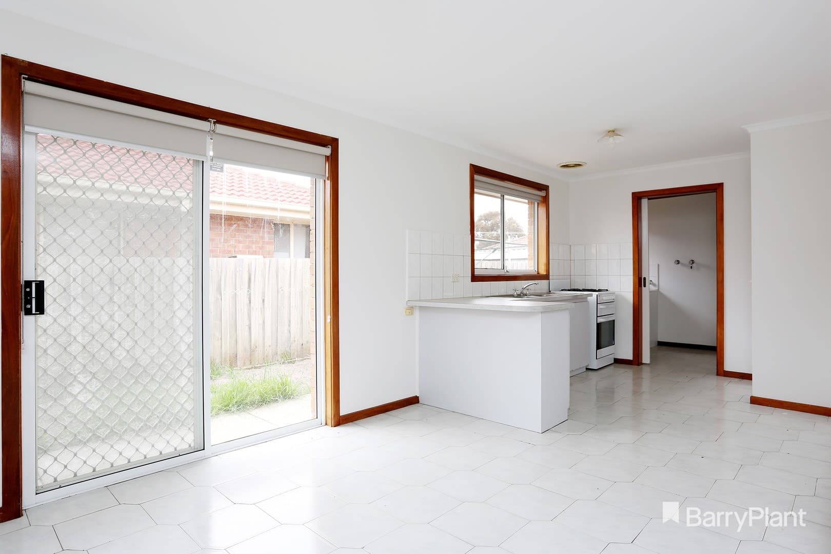 2/345 - 347 Heaths  RoadWerribee, VIC 3030  - Leased, Werribee - Thumbnail 3