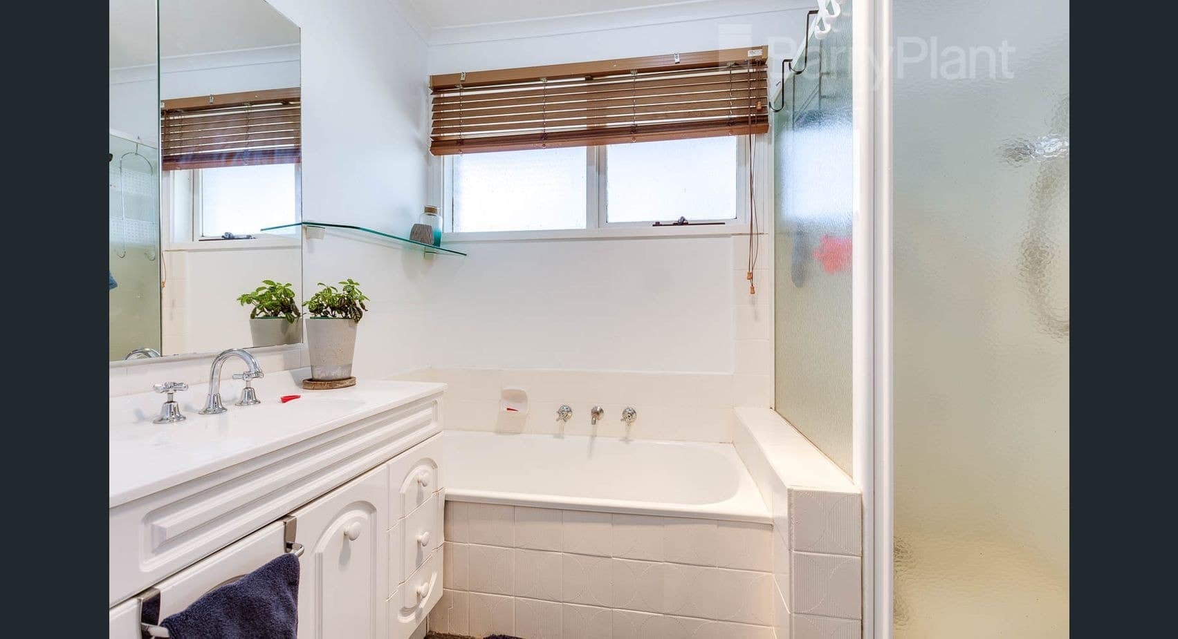 2 Rosapenna CloseSunbury, VIC 3429  - Leased, Sunbury - Thumbnail 3