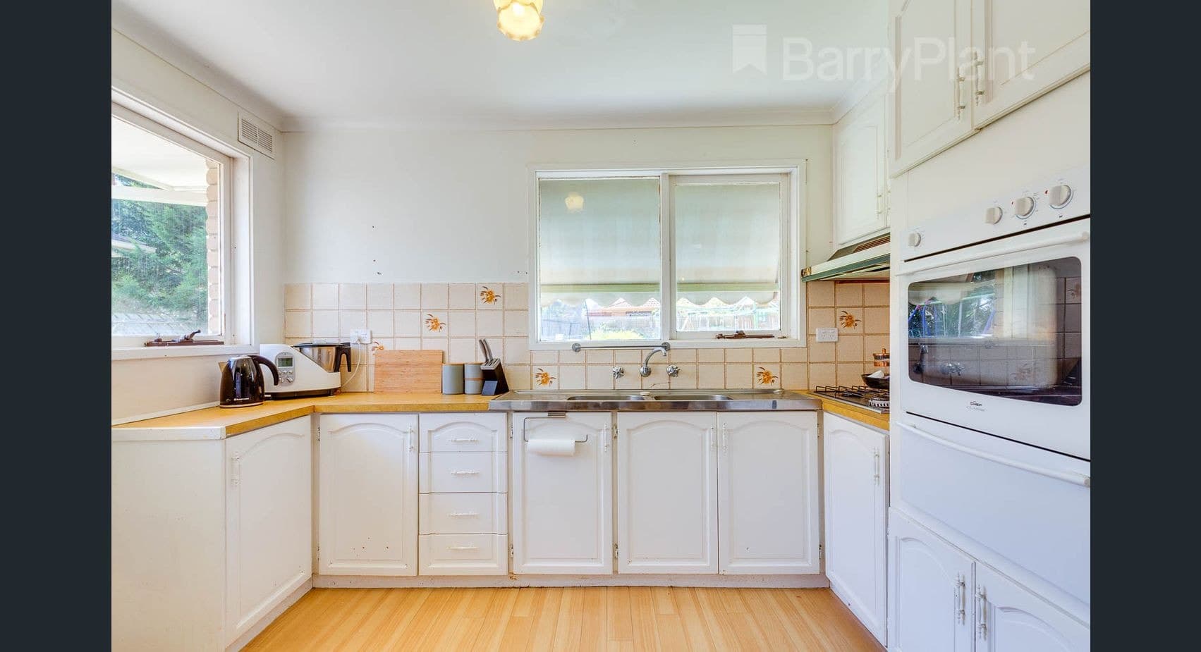 2 Rosapenna CloseSunbury, VIC 3429  - Leased, Sunbury - Thumbnail 4