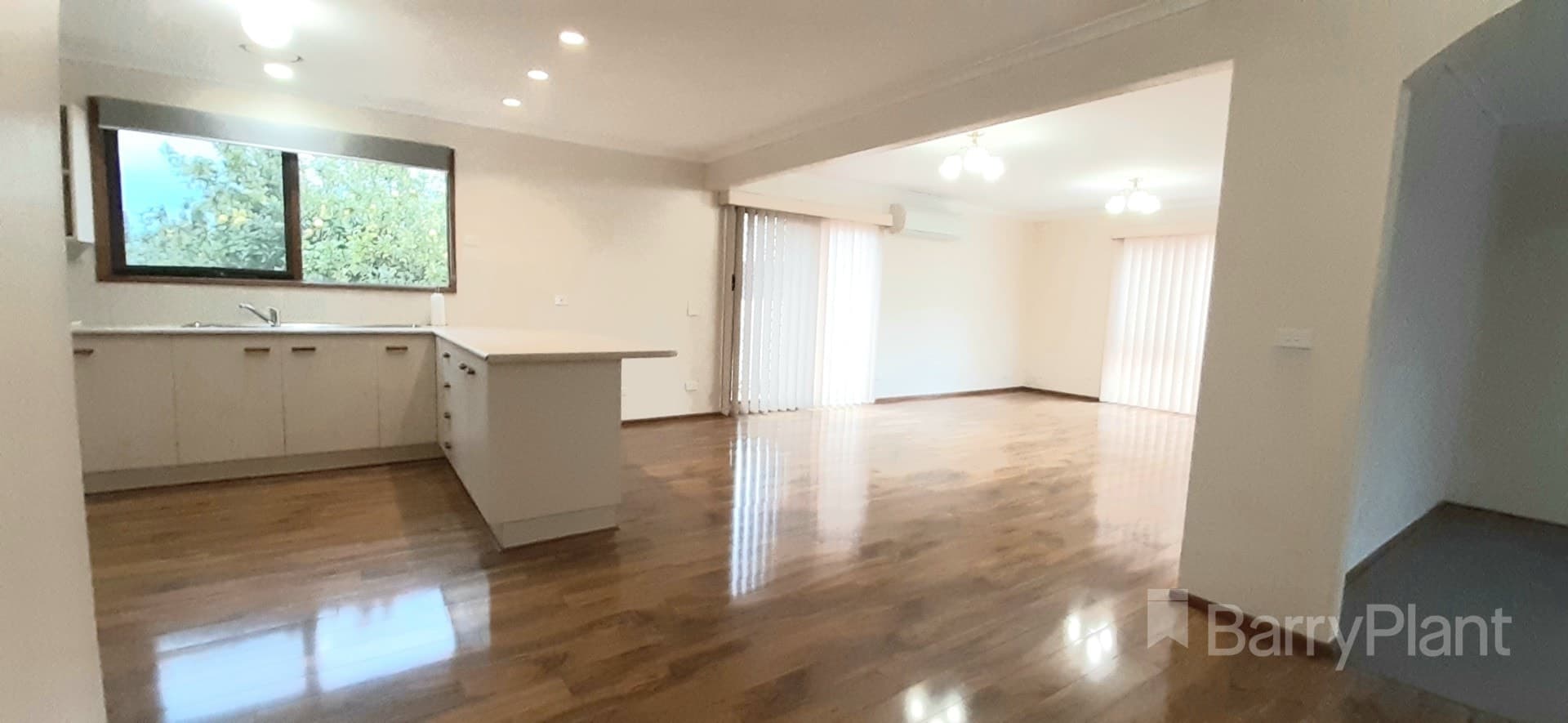 27 Pemberton DriveNarre Warren, VIC 3805  - Leased, Narre Warren - Thumbnail 4