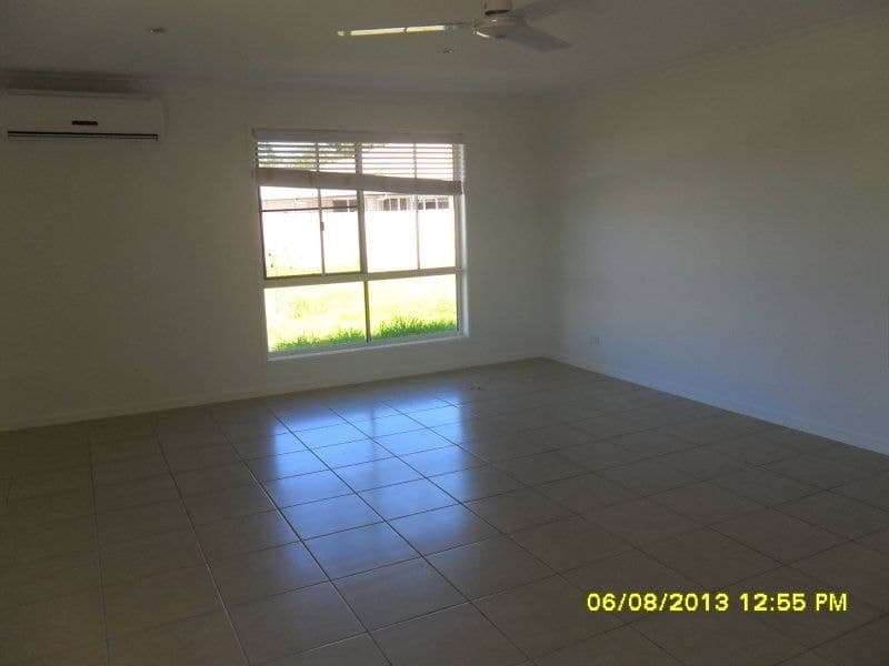 9 Cycad Court, Moore Park Beach, Moore Park Beach - Thumbnail 3