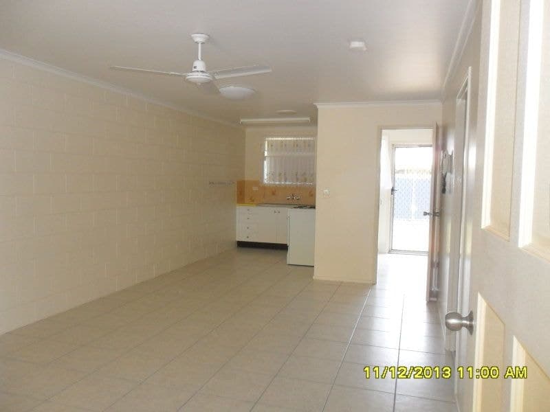 2 / 219 McCarthy Street, Avenell Heights, Avenell.. - Thumbnail 4
