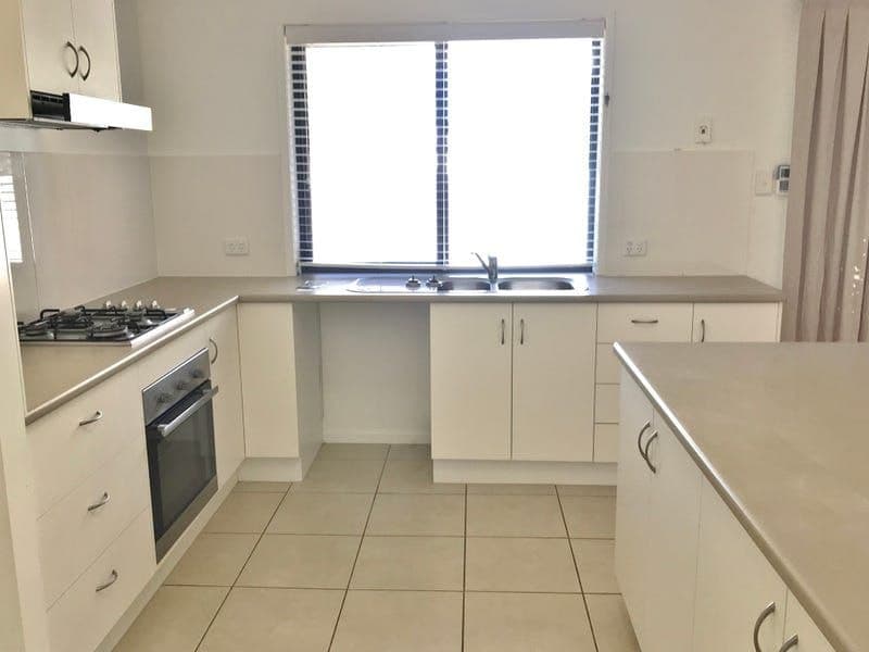 1 Tulip Court, Moore Park Beach, Moore Park Beach - Thumbnail 3