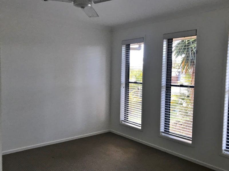 1 Tulip Court, Moore Park Beach, Moore Park Beach - Thumbnail 6