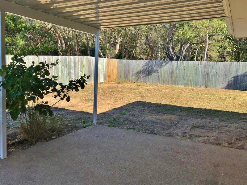 1 Tulip Court, Moore Park Beach, Moore Park Beach - Thumbnail 8