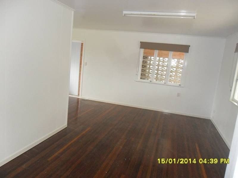 55 Morshead Street, Avenell Heights, Avenell Heights - Thumbnail 6