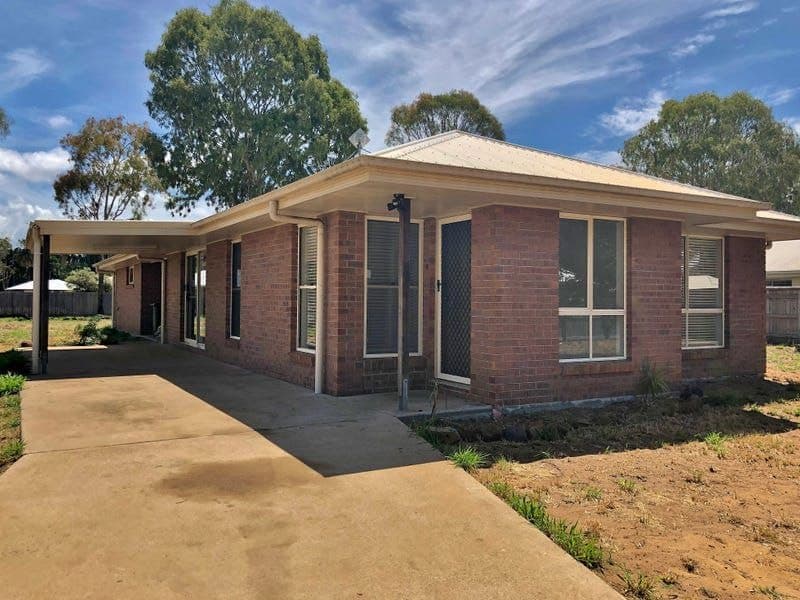 27 Malvern Drive, Moore Park Beach, Moore Park Beach - Thumbnail 2