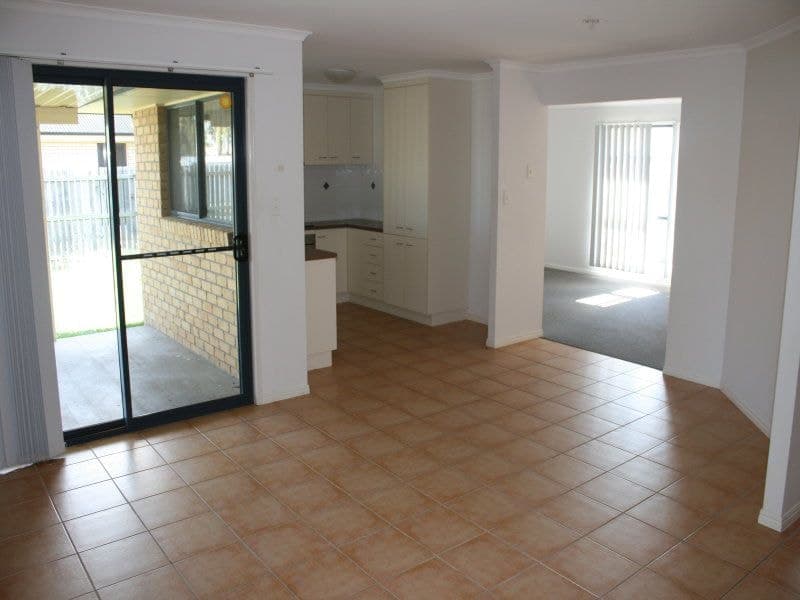 124 Clearview Avenue, Thabeban, Thabeban - Thumbnail 2