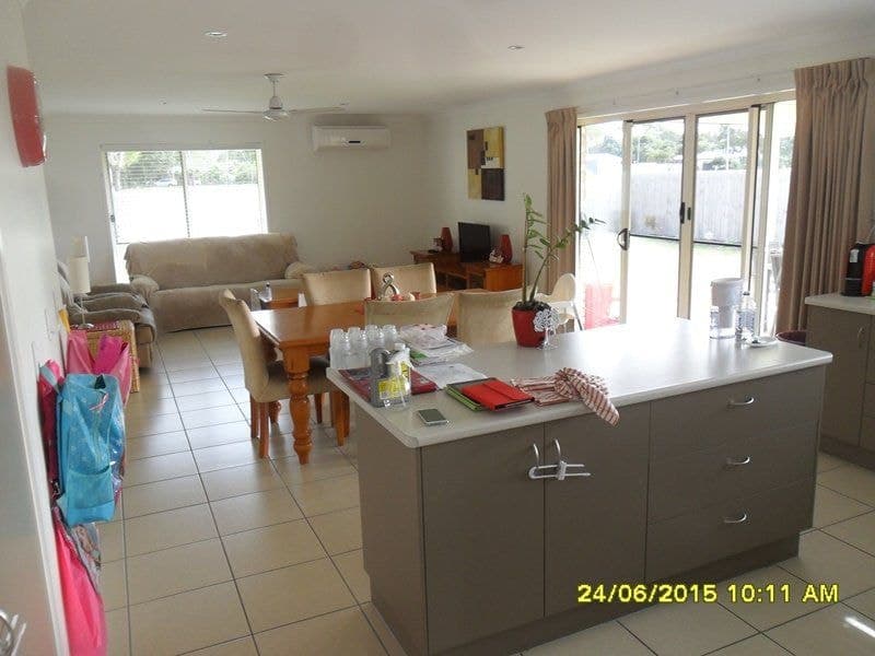 8 Cycad Court, Moore Park Beach, Moore Park Beach - Thumbnail 4