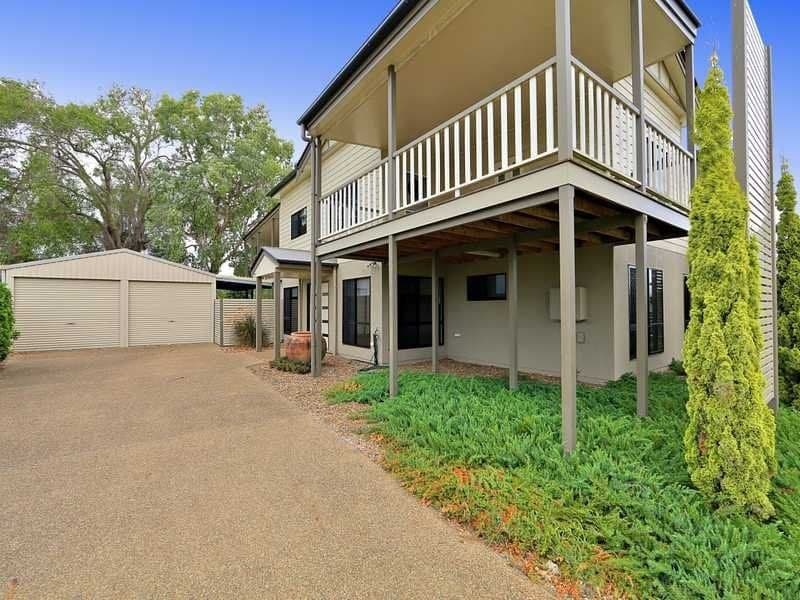 30 Acacia Street, Moore Park Beach, Moore Park Beach - Thumbnail 2