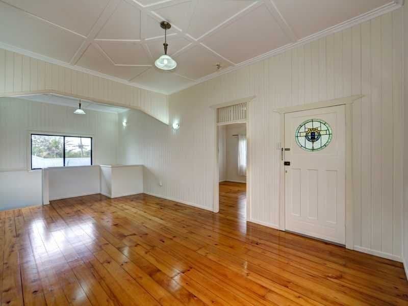 30 Acacia Street, Moore Park Beach, Moore Park Beach - Thumbnail 7