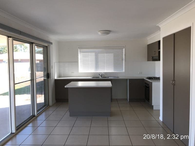25 Malvern Drive, Moore Park Beach, Moore Park Beach - Thumbnail 5