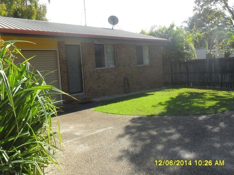 3 / 4 Cleary Street, Millbank, Millbank - Thumbnail 2