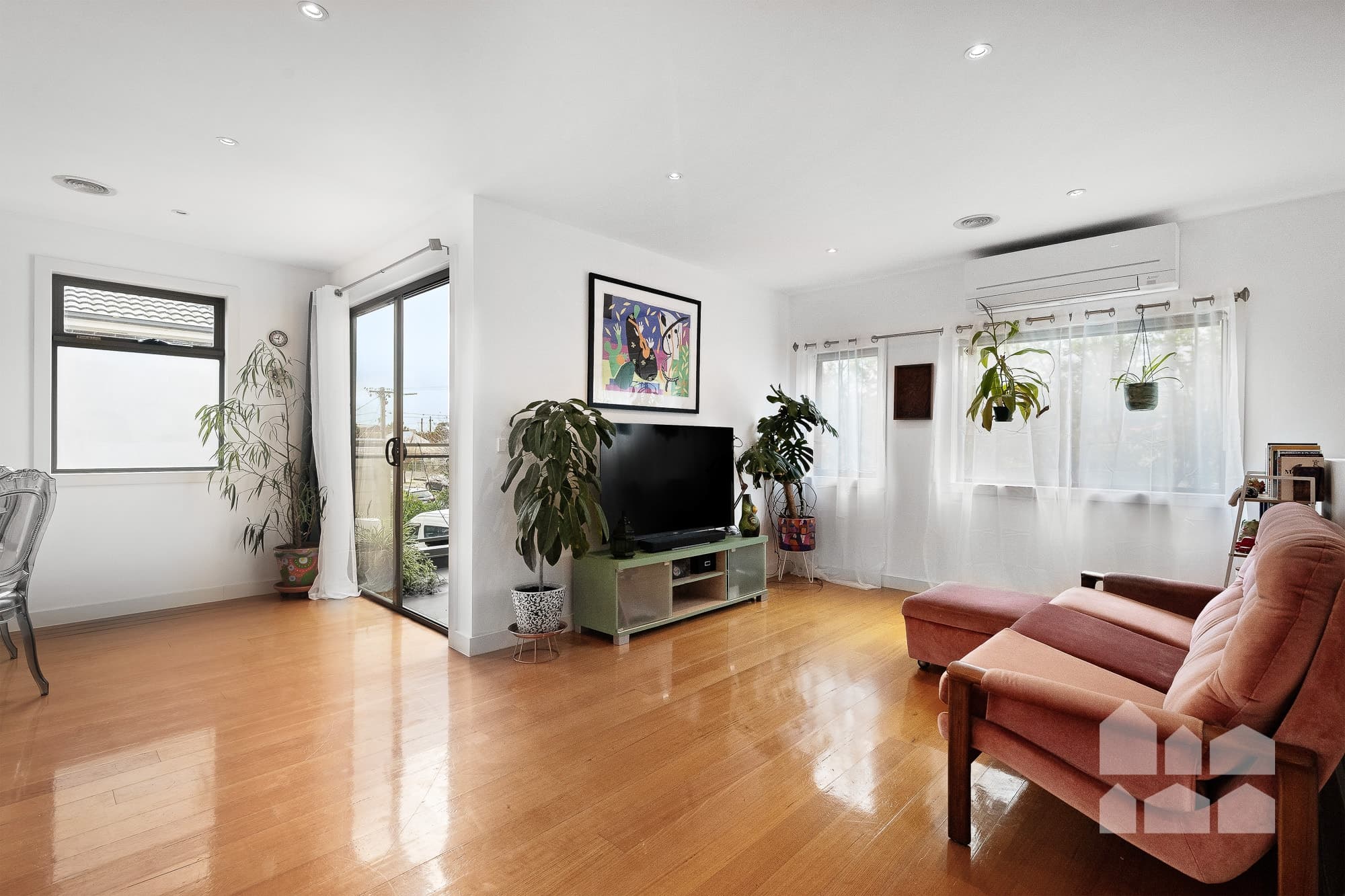 1/12 Eleanor Street, Footscray - Thumbnail 5
