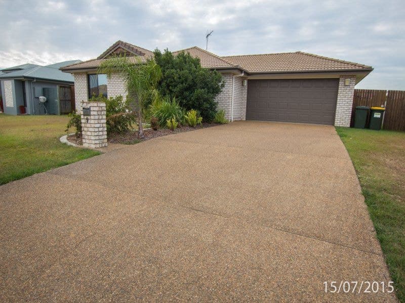 9 Charlotte Court, Kalkie, Kalkie - Thumbnail 2