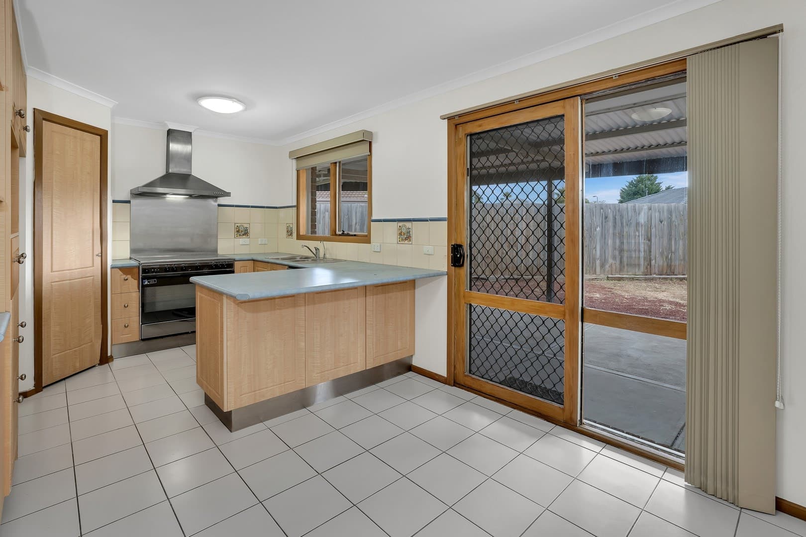 14 Flinders  CrescentWyndham Vale, VIC 3024  - Leased, Wyndham Vale - Thumbnail 6