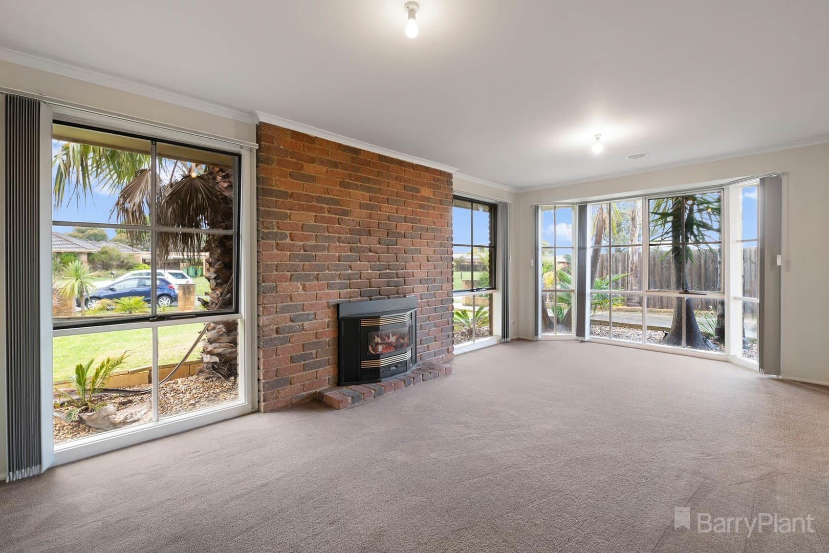 15 Katjusha CourtPakenham, VIC 3810  - Leased, Pakenham - Thumbnail 3