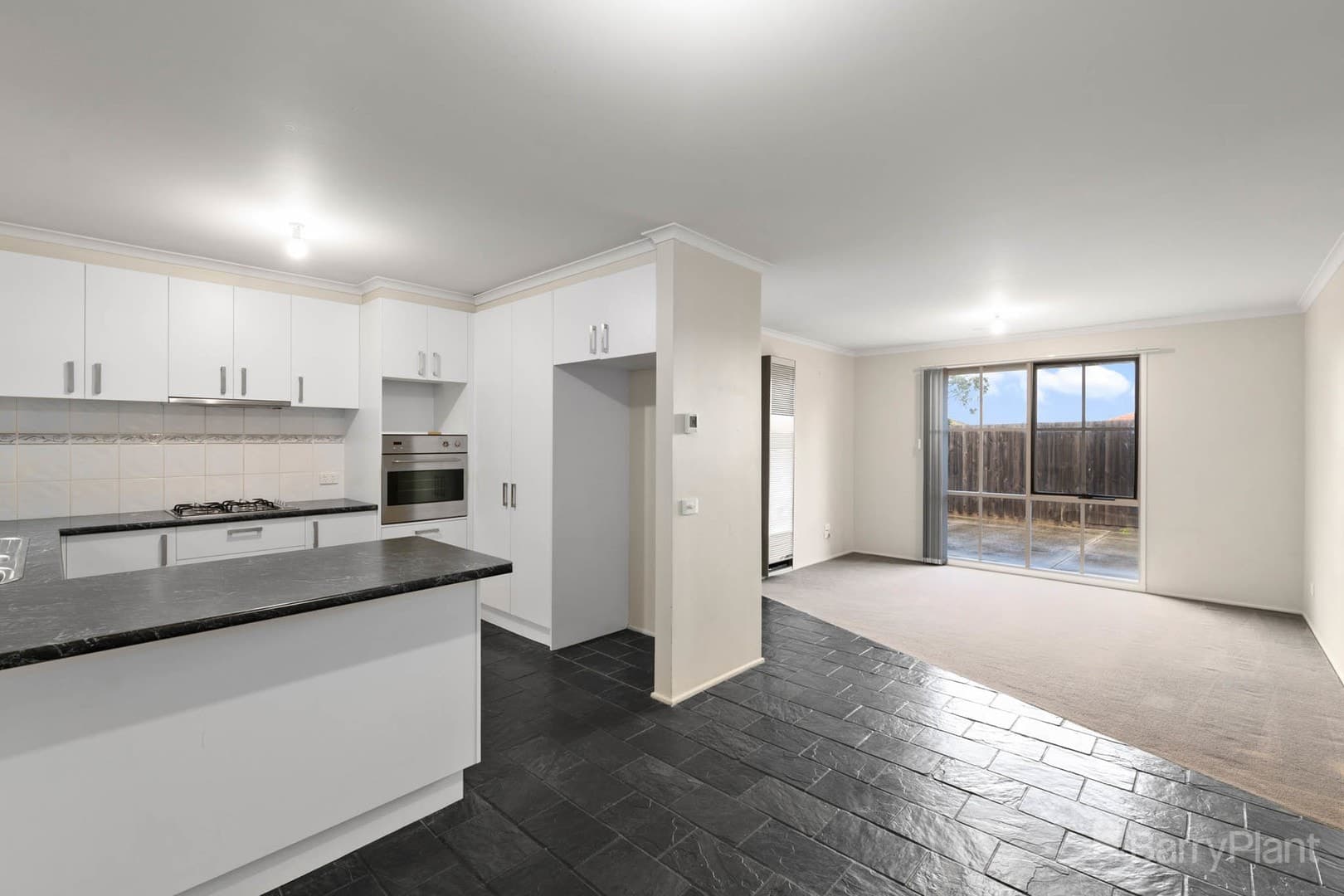 15 Katjusha CourtPakenham, VIC 3810  - Leased, Pakenham - Thumbnail 5
