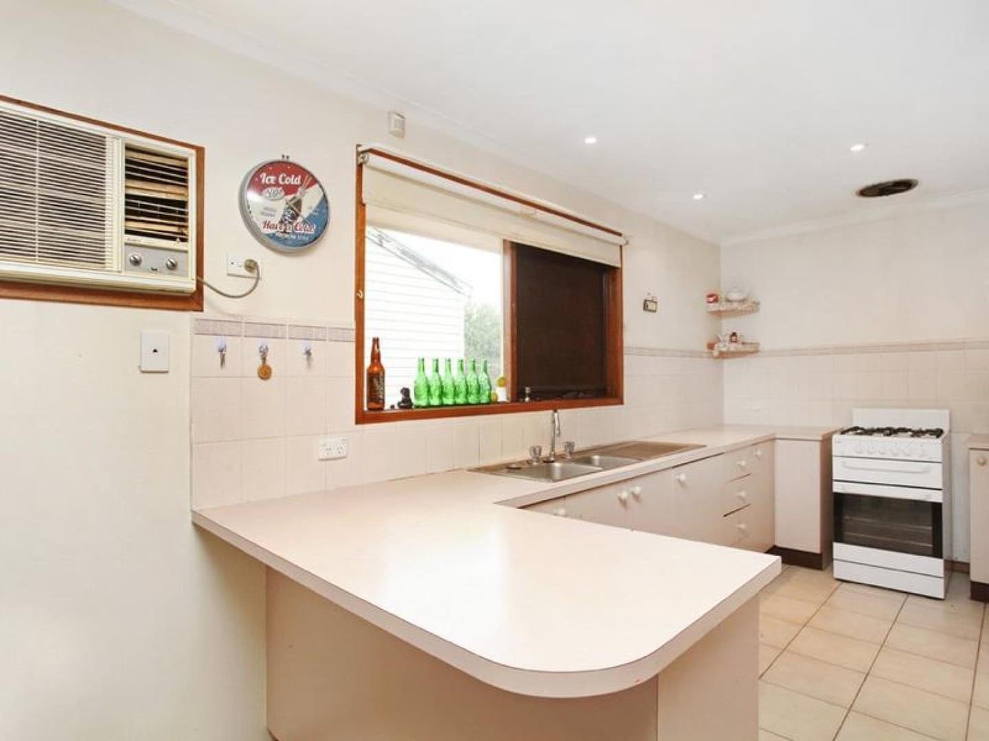 13 Nelson CourtMelton South, VIC 3338  - Leased, Melton South - Thumbnail 2