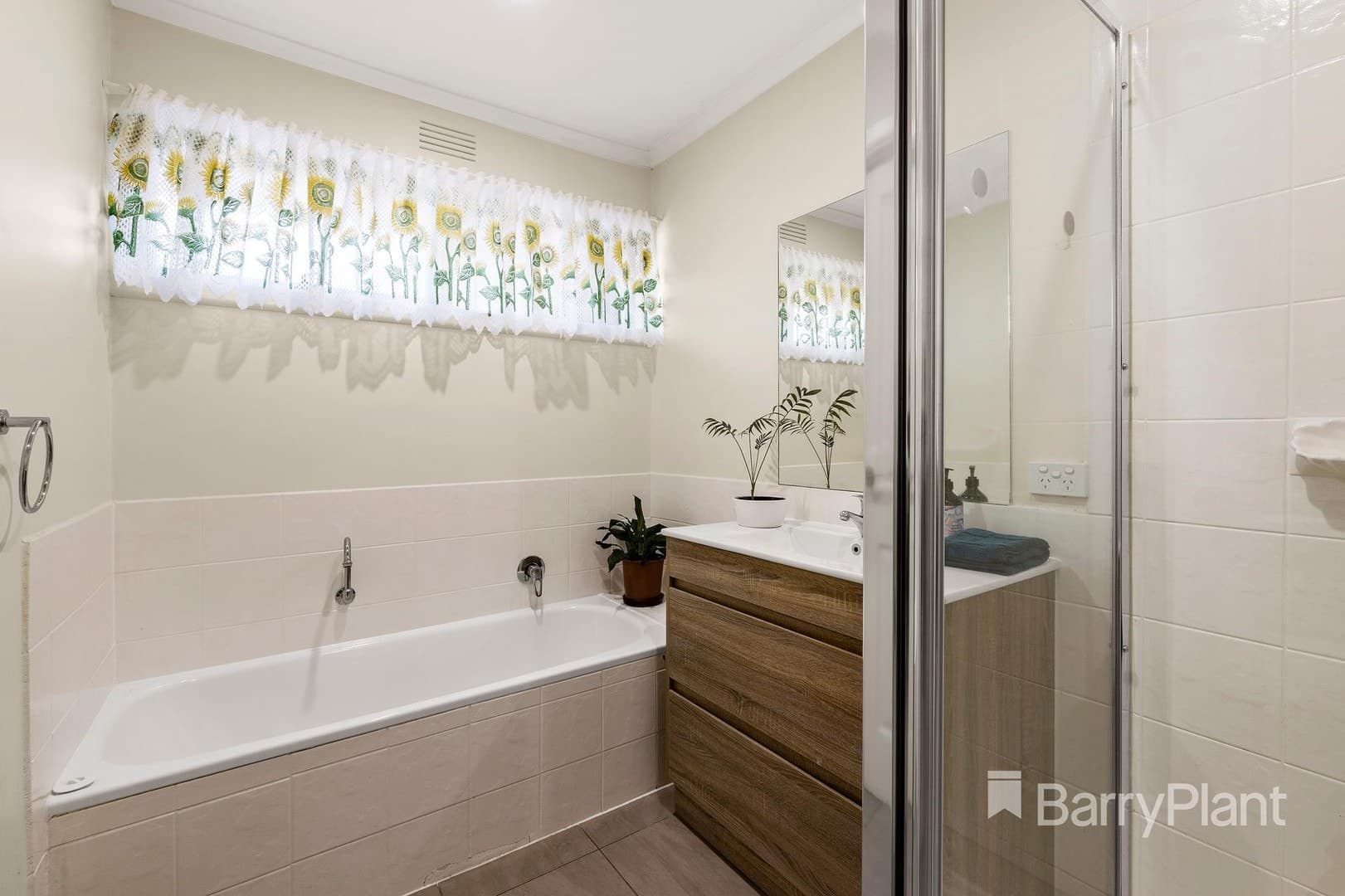 60 Elder StreetWatsonia, VIC 3087  - Leased, Watsonia - Thumbnail 7