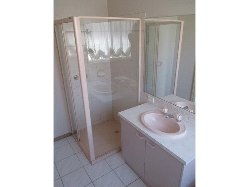 28 Chirnside RoadBerwick, VIC 3806  - Leased, Berwick - Thumbnail 7