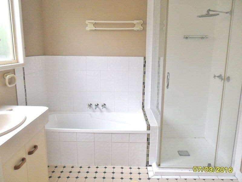 8 Cypress Street, Avoca, Avoca - Thumbnail 5