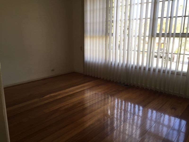 8 Romsey RiseDoncaster East, VIC 3109  - Leased, Doncaster East - Thumbnail 4