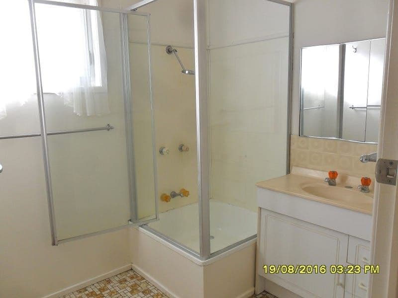 1 / 10 McVeigh Street, Kepnock, Kepnock - Thumbnail 5