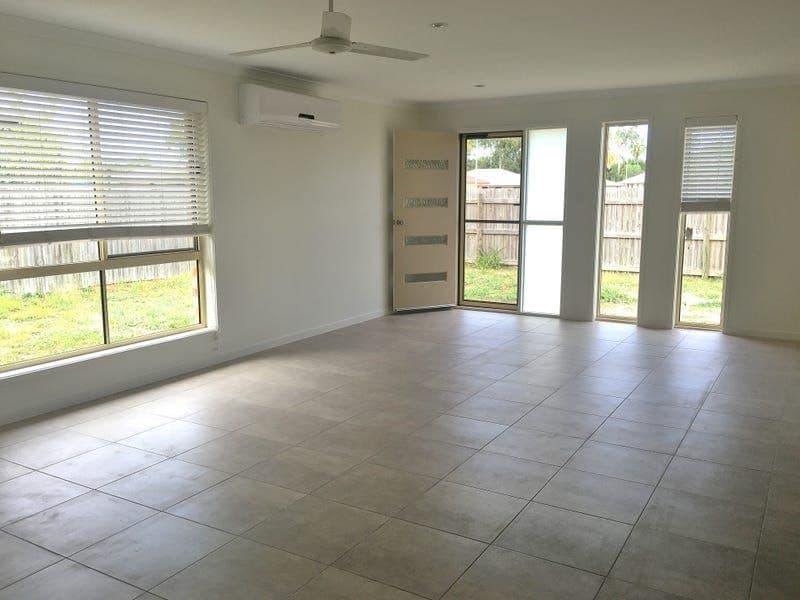 22 Malvern Drive, Moore Park Beach, Moore Park Beach - Thumbnail 4