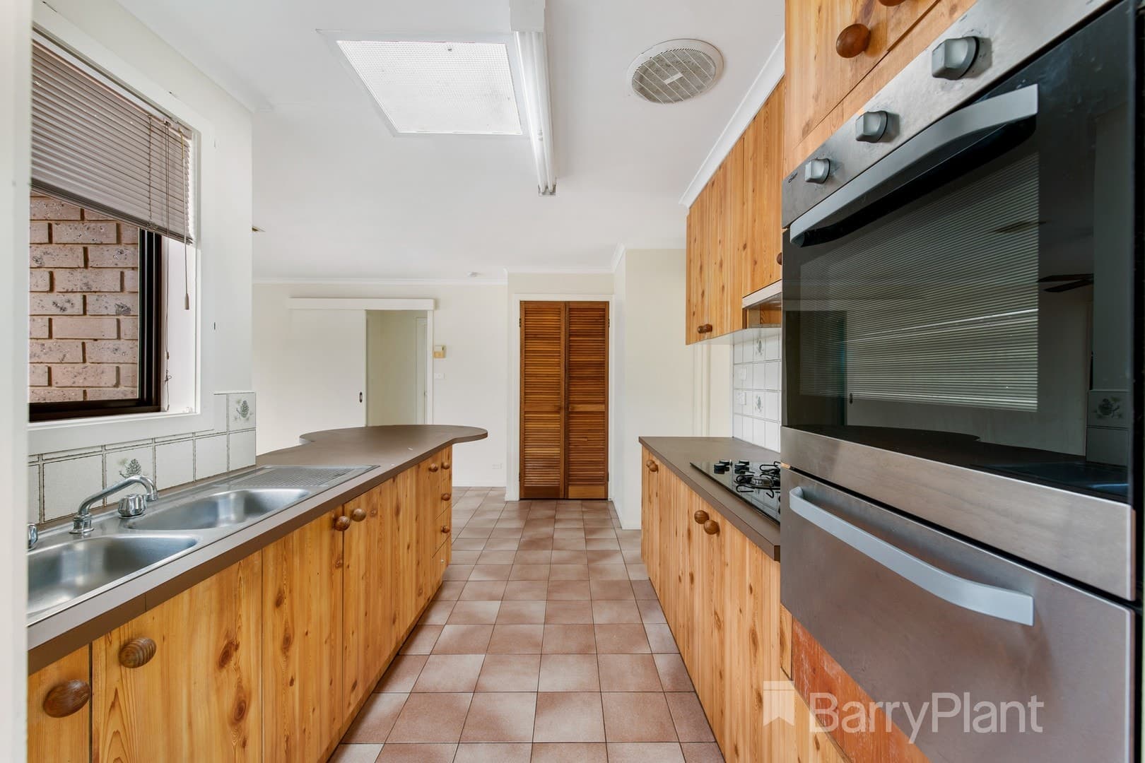 21 Oldershaw RoadMelton, VIC 3337  - Leased, Melton - Thumbnail 2