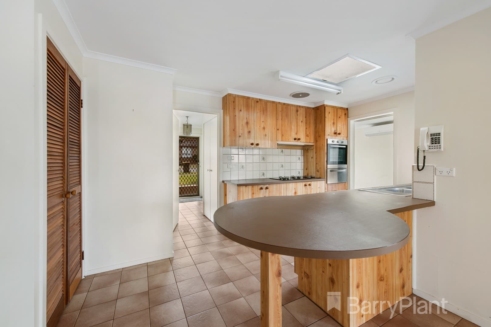 21 Oldershaw RoadMelton, VIC 3337  - Leased, Melton - Thumbnail 4