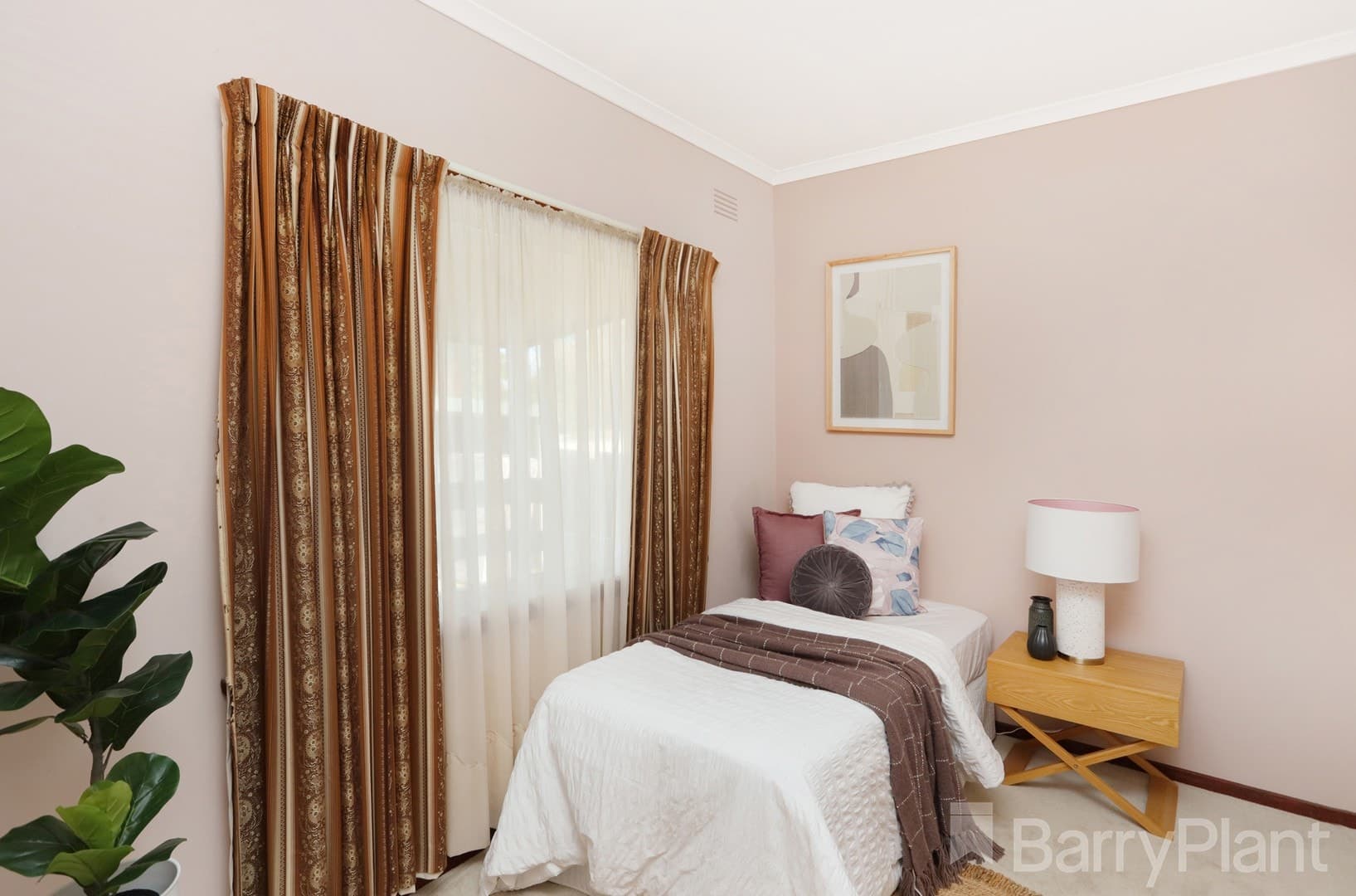 57 Chapman  StreetSunshine, VIC 3020  - Leased, Sunshine - Thumbnail 4