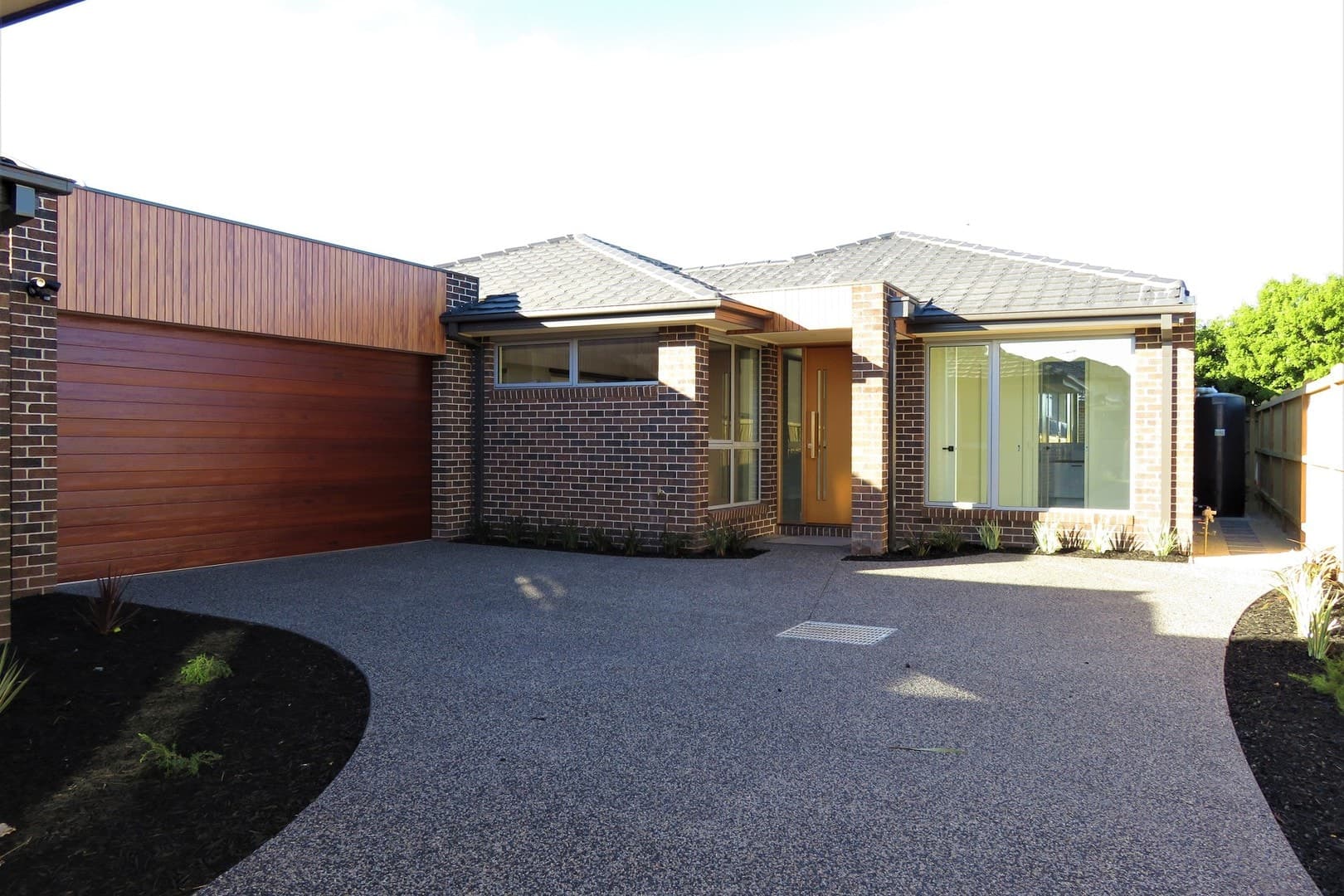 2/5 Pettit CloseBerwick, VIC 3806  - Leased, Berwick - Thumbnail 2