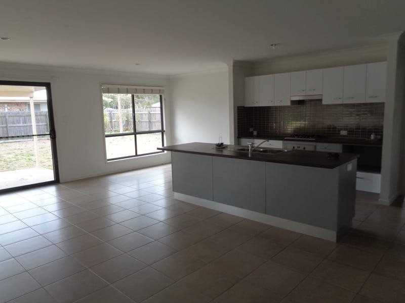 51 Regency Road, Moore Park Beach, Moore Park Beach - Thumbnail 7