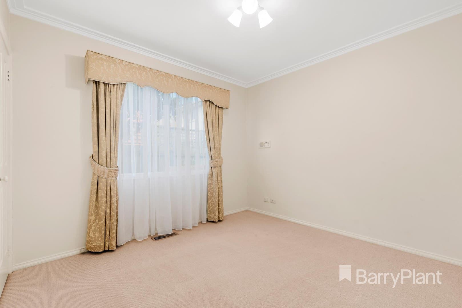 46 Wetherby RoadDoncaster, VIC 3108  - Leased, Doncaster East - Thumbnail 5